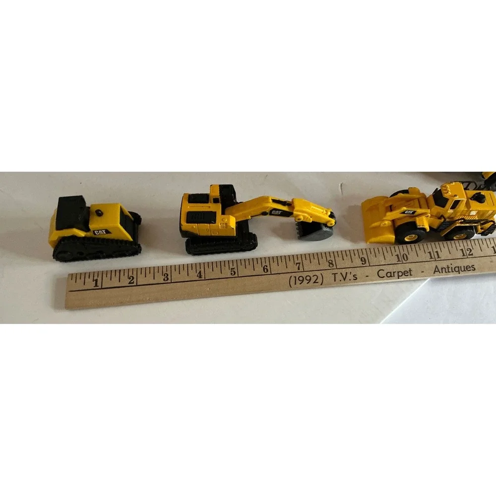 CAT Construction Vehicle Toy Lot Excavator Bulldozer Dump Truck Yellow Mini Set